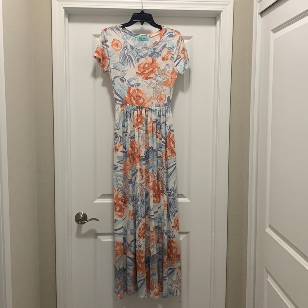 Women’s Floral Maxi Dress